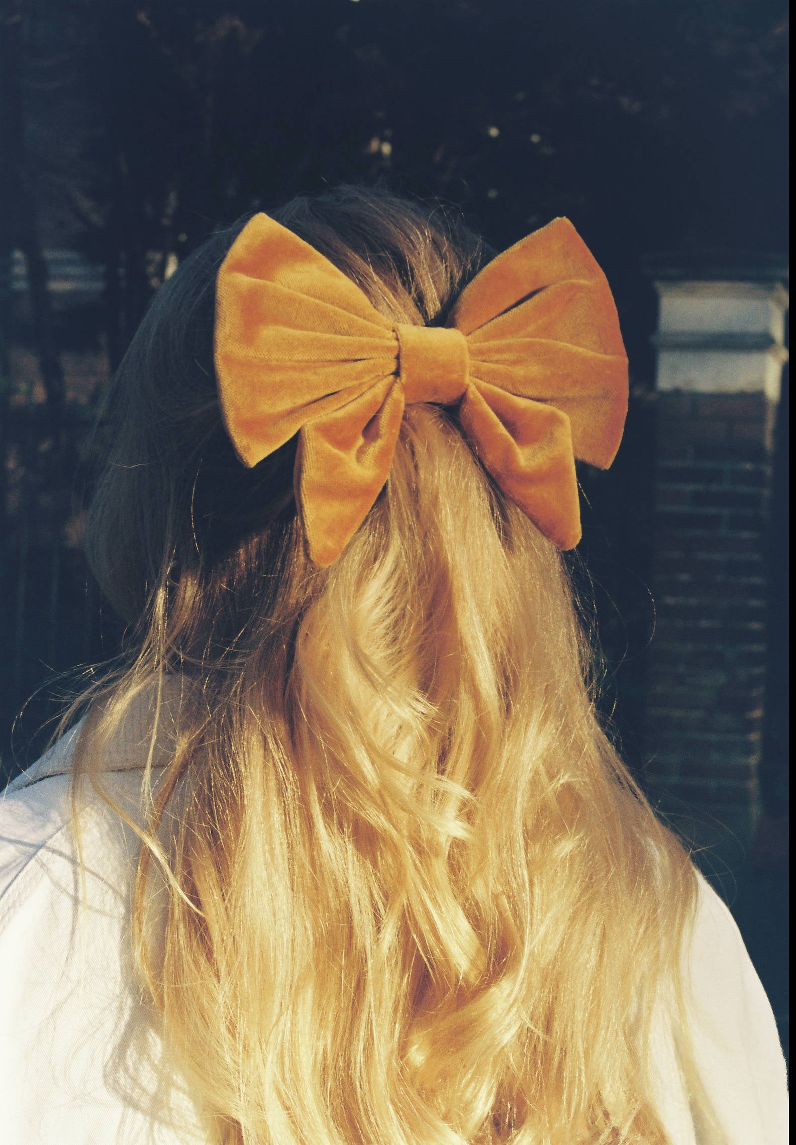 Bow Barrette - Gabon -  Gold