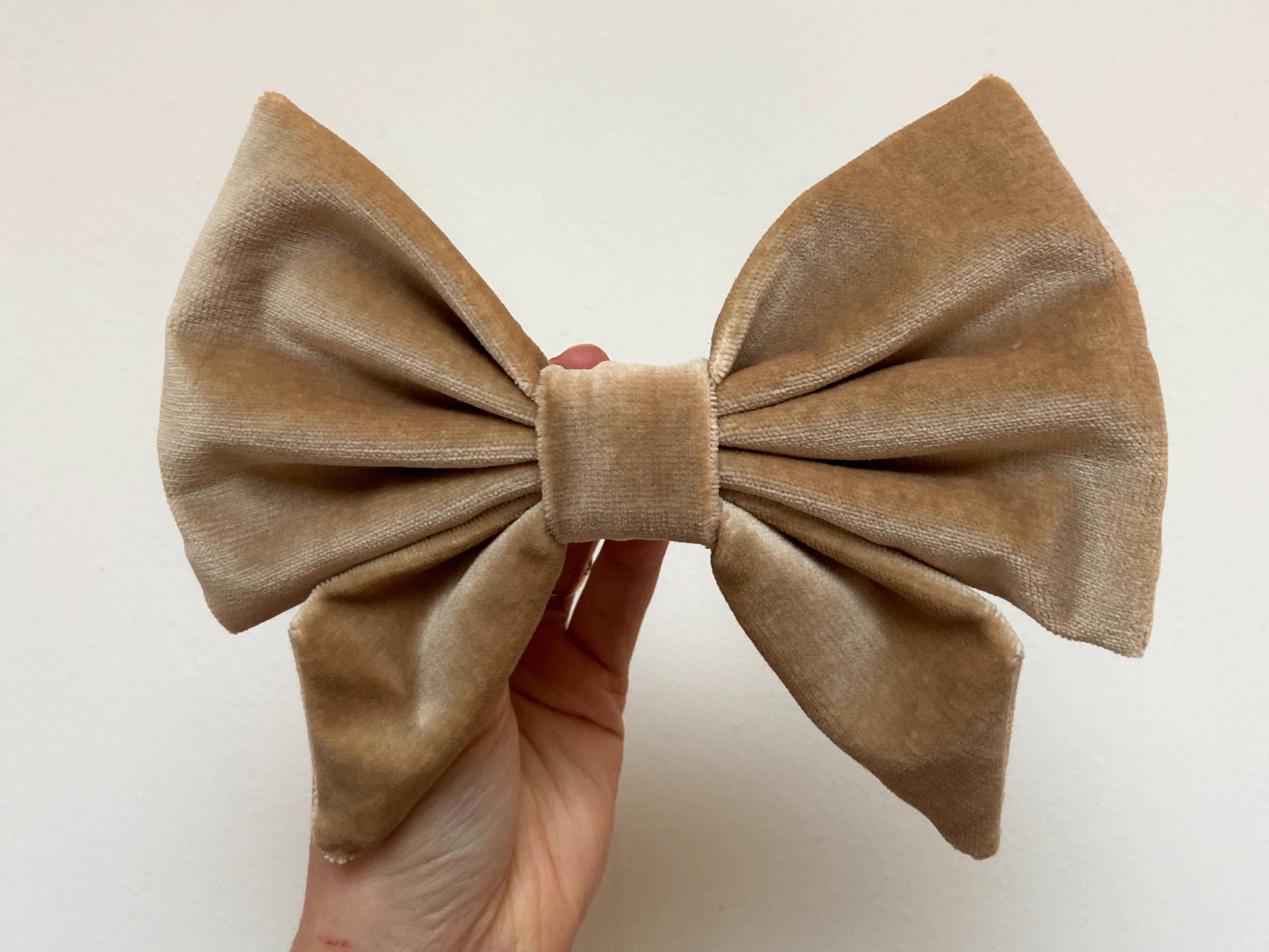 Bow Barrette - Dubai - Beige Gold